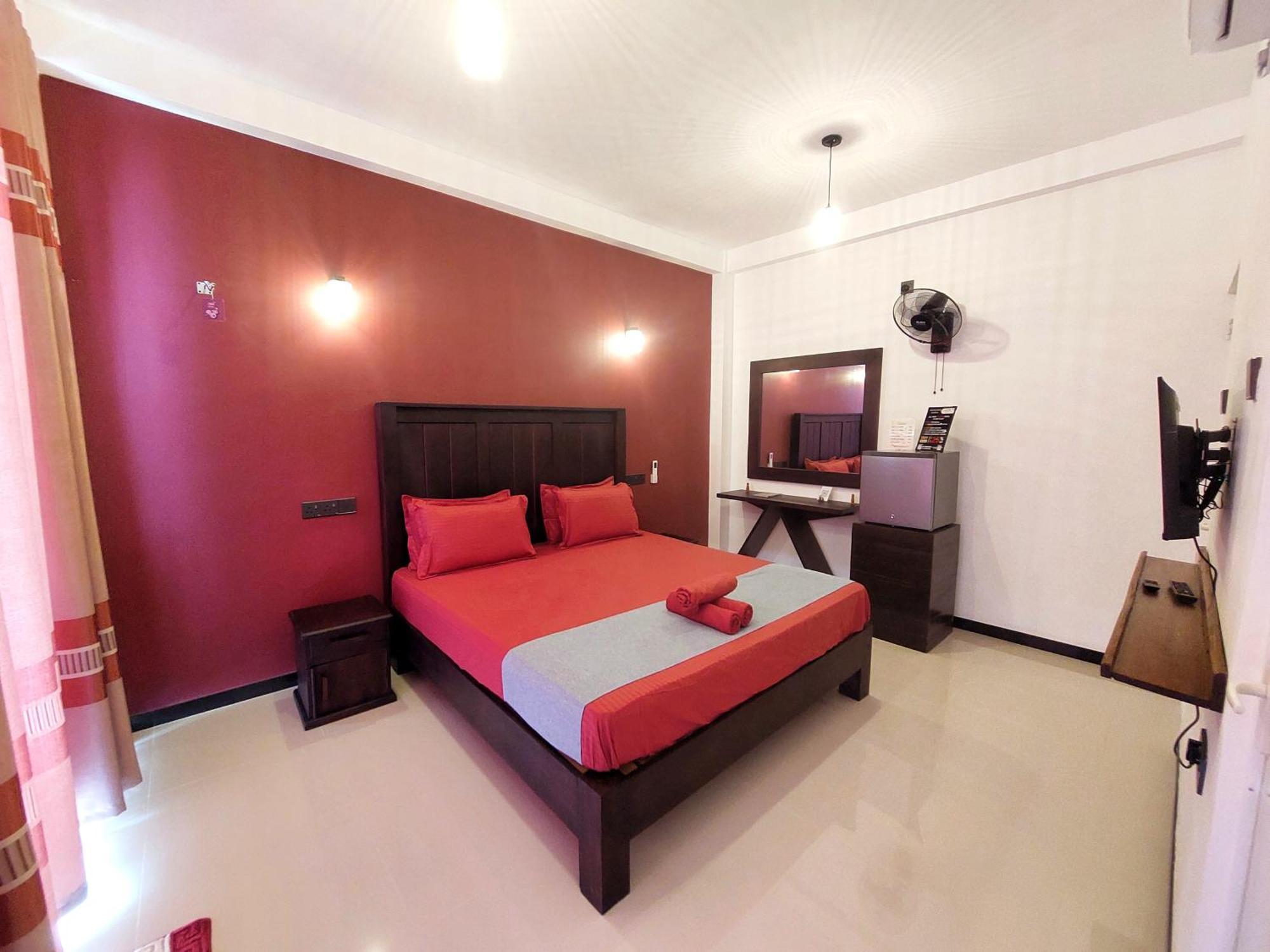 Chen Villa - Near Airport Negombo Exterior foto