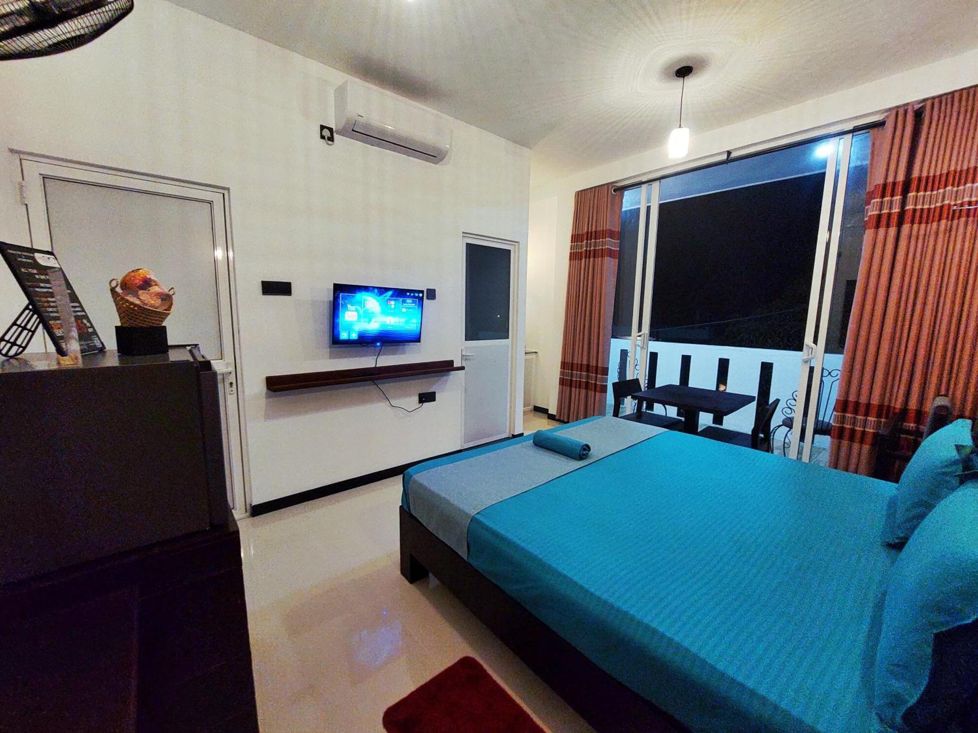 Chen Villa - Near Airport Negombo Exterior foto