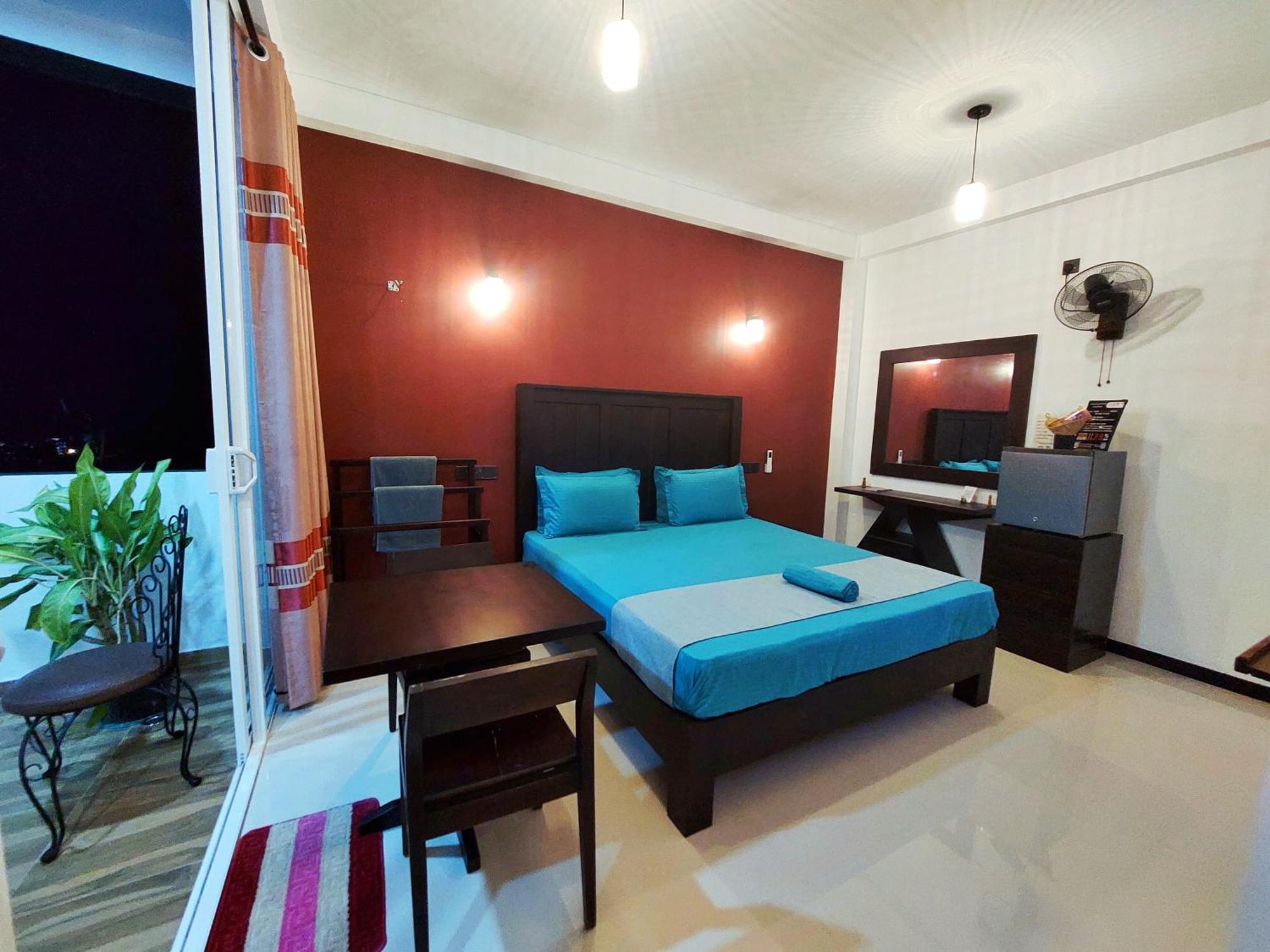 Chen Villa - Near Airport Negombo Exterior foto